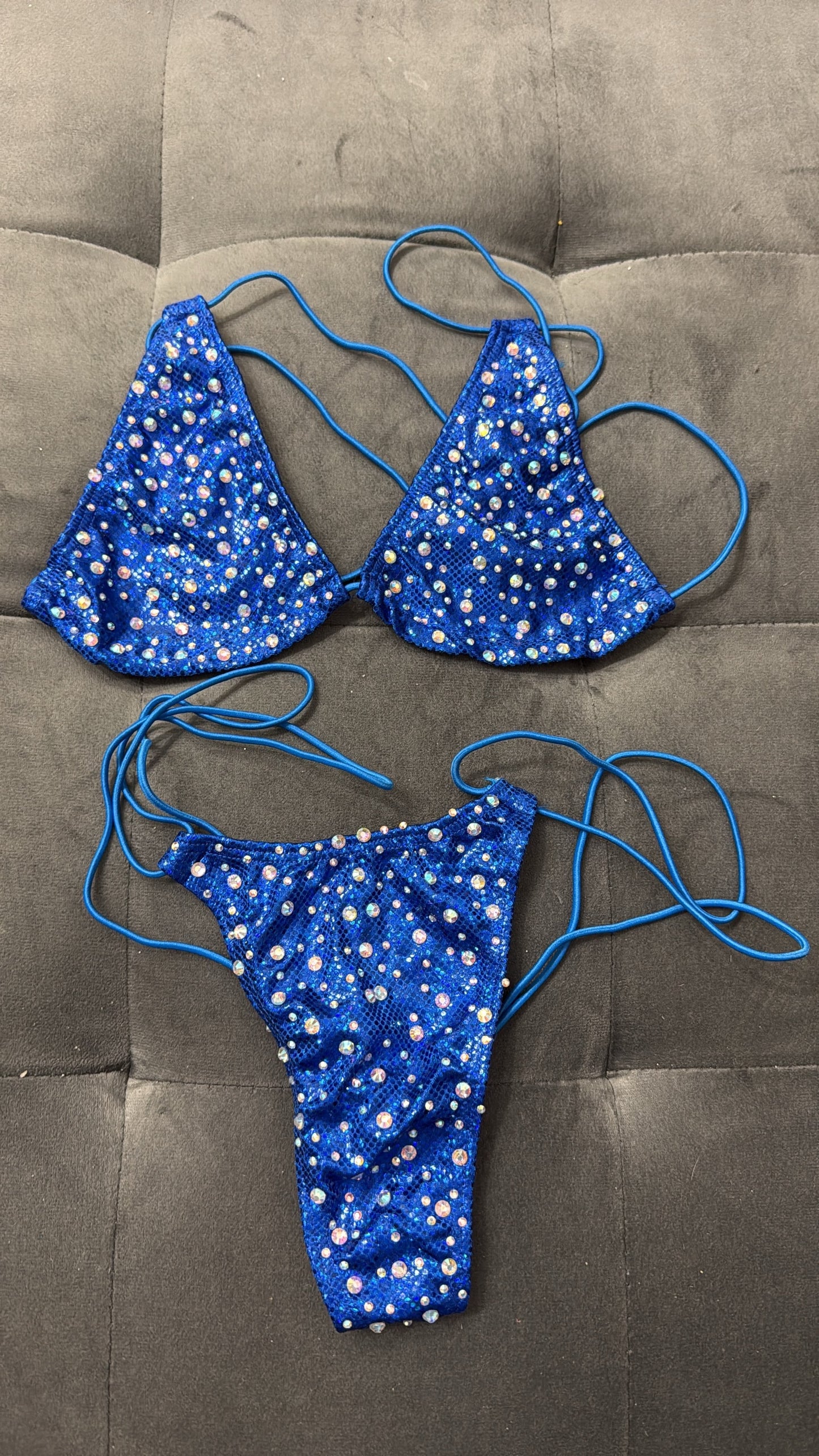 10B Set Susi – Rhinestone Micro Bikini – Exotic Dancer Stagewear for Women – Stage & Clubwear Outfit King Thong