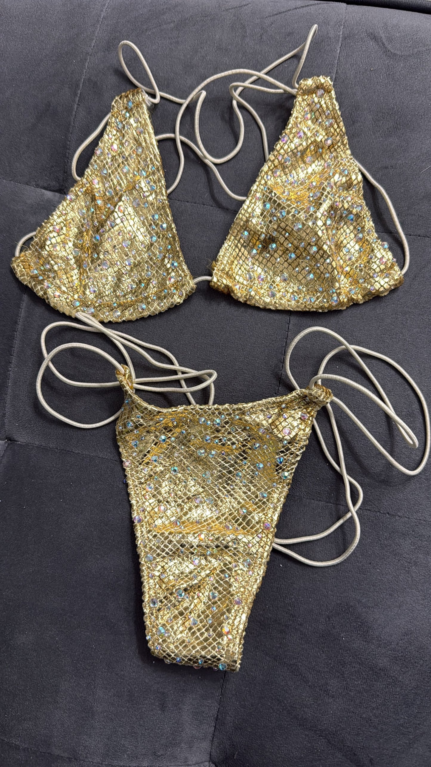 10B Set Susi – Rhinestone Micro Bikini – Exotic Dancer Stagewear for Women – Stage & Clubwear Outfit King Thong