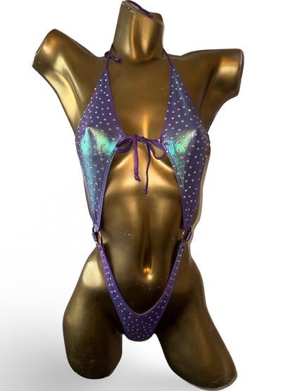 1A Body with Two Rings, With Stones
