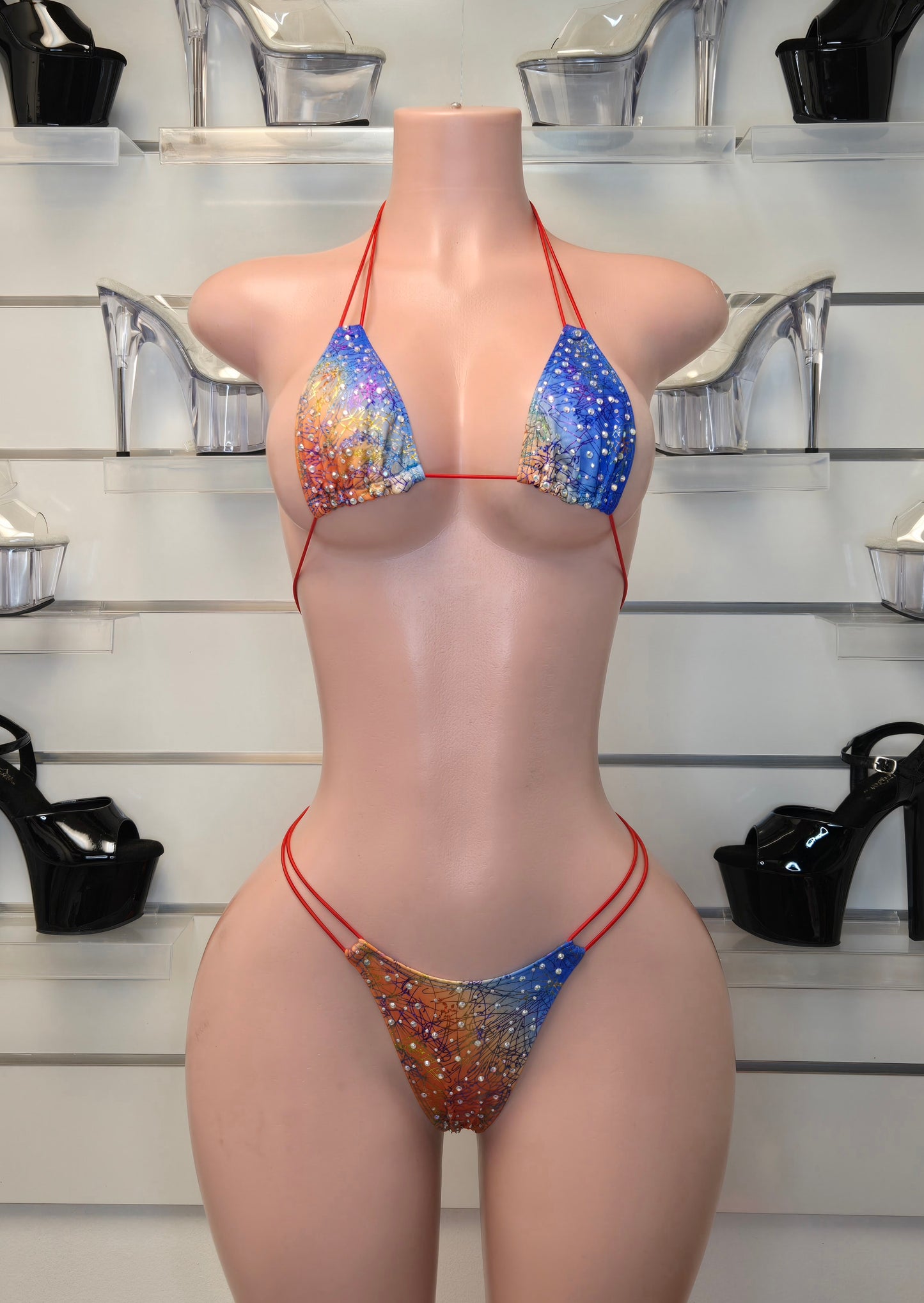 rhinestone micro bikini

handmade dancewear

stripper outfit

stagewear

clubwear for women

pole dance costume

sparkly bikini set

King Thong

Set Susi

handmade performance outfit