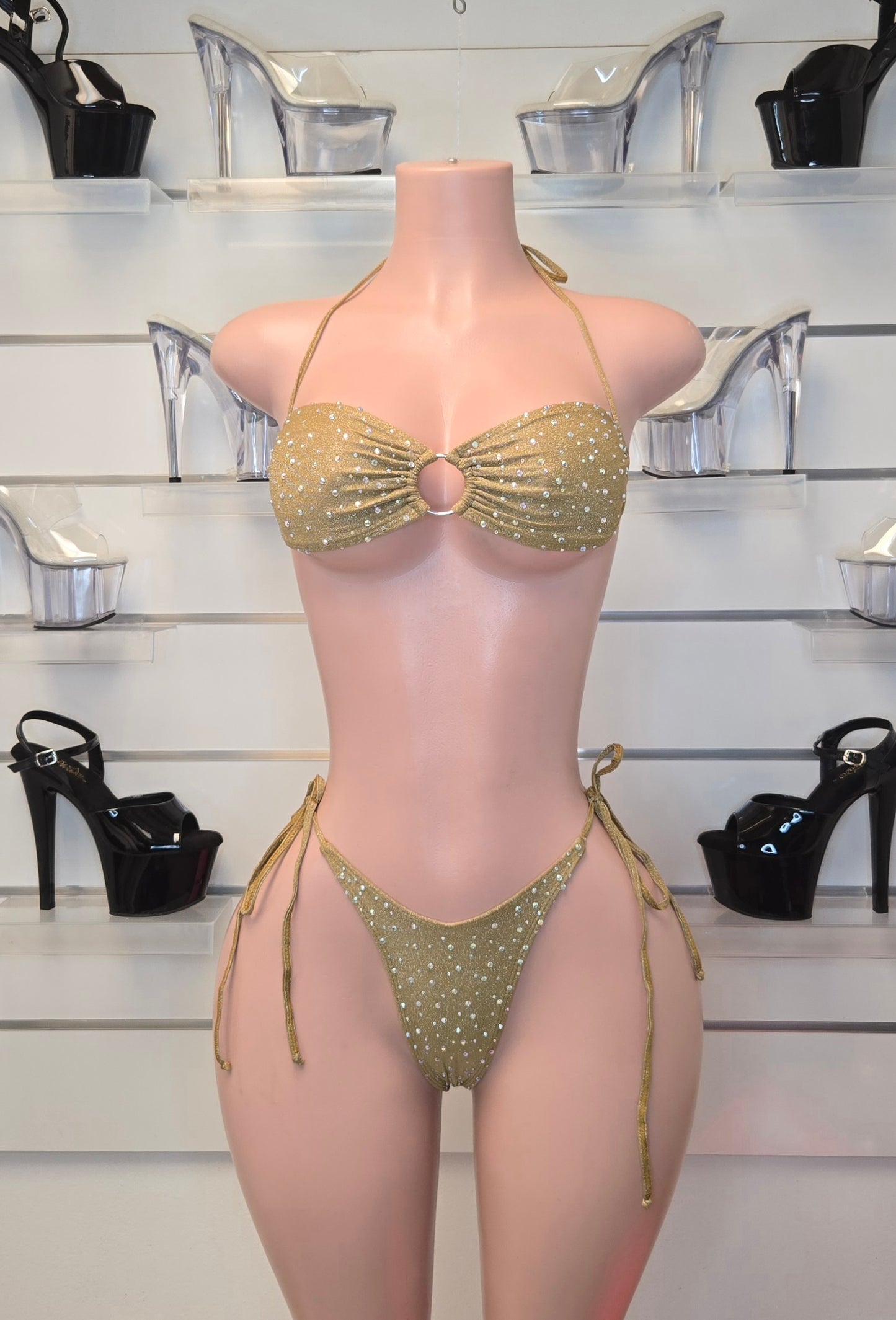 Front view of King Thong 10Y Stripper Set Centauro With Stones, neon lime rhinestone bikini for exotic dancers and pole performers.


Back view of 10Y Stripper Set Centauro With Stones, neon green thong bikini for strippers, club dancers, and stagewear shows.

Detail of neon rhinestone bikini 10Y Stripper Set Centauro, handcrafted with sparkling stones and adjustable ties for dancers.


Neon stripper bikini King Thong 10Y Set Centauro With Stones, luxury handmade dancewear for pole dancer