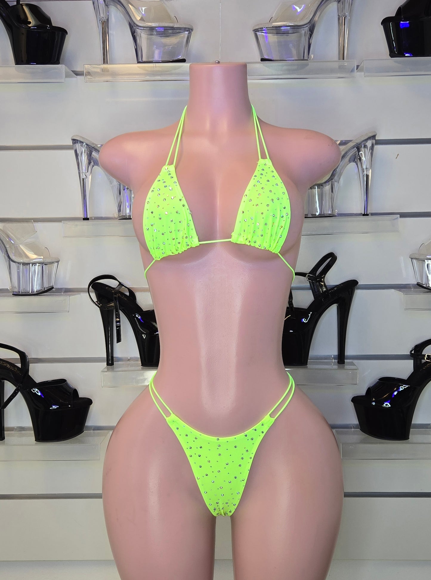 rhinestone micro bikini

handmade dancewear

stripper outfit

stagewear

clubwear for women

pole dance costume

sparkly bikini set

King Thong

Set Susi

handmade performance outfit