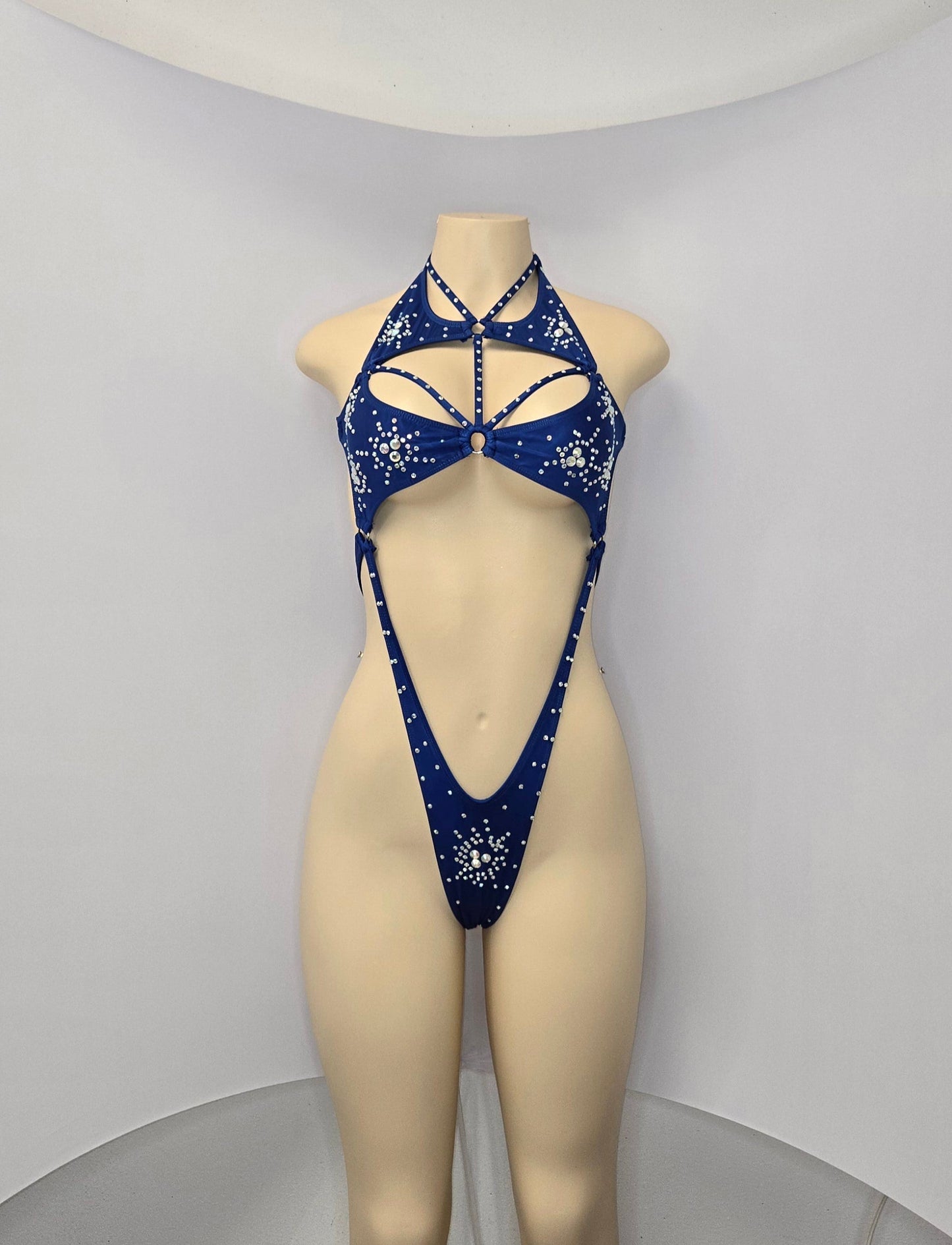 10A Body Isabel With Stones