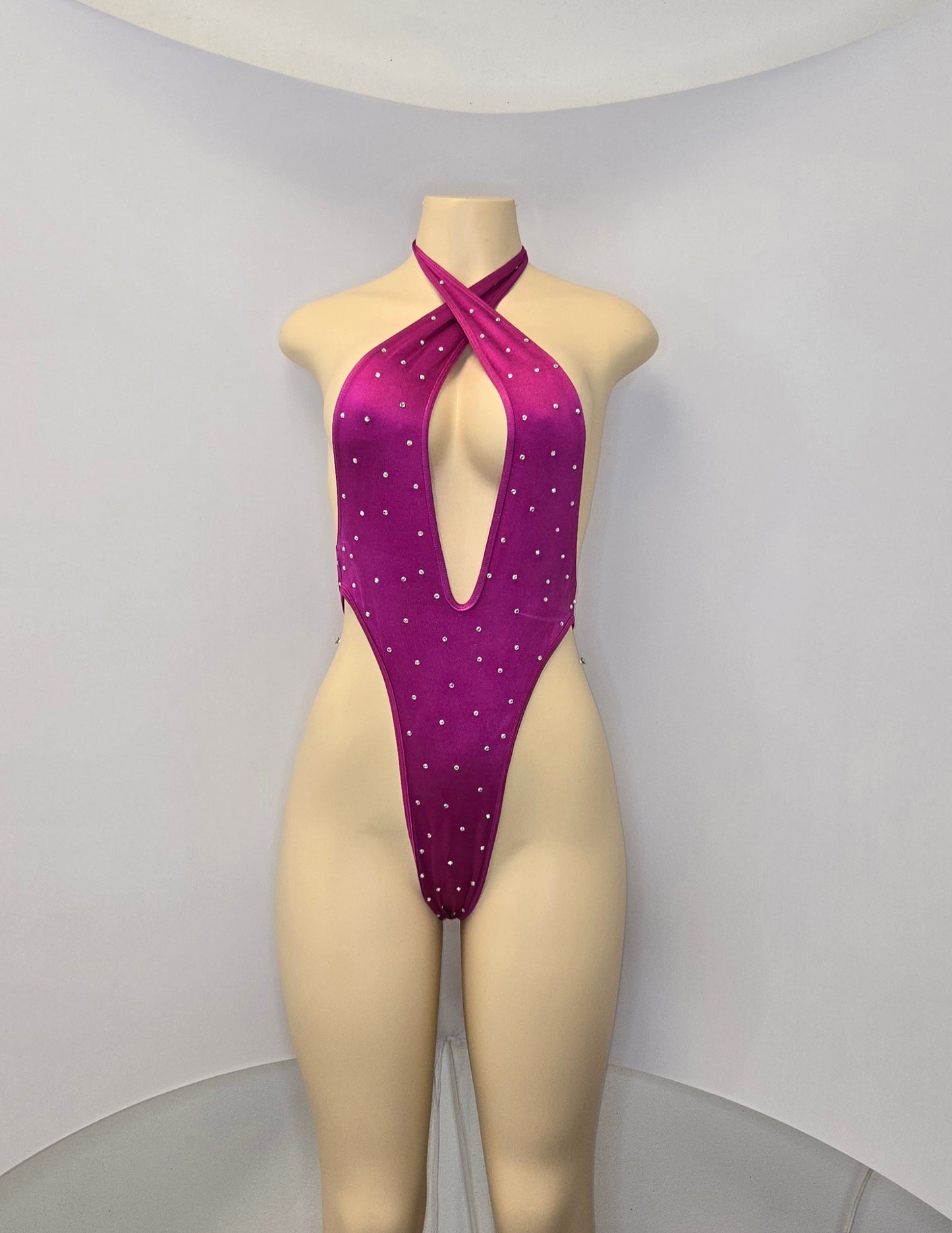 10B Body Vanessa With Stones - On Request