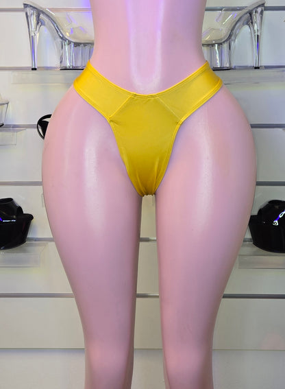 10A Thong Castidad - On Request