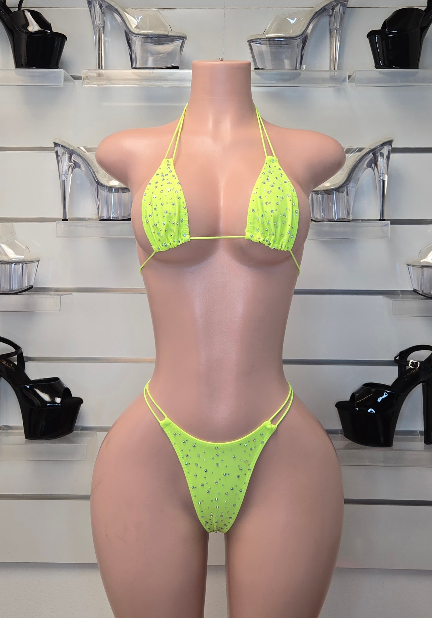 rhinestone micro bikini

handmade dancewear

stripper outfit

stagewear

clubwear for women

pole dance costume

sparkly bikini set

King Thong

Set Susi

handmade performance outfit